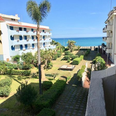 Apartmán Baia Degli Dei - Living La Nike Giardini Naxos Exteriér fotografie