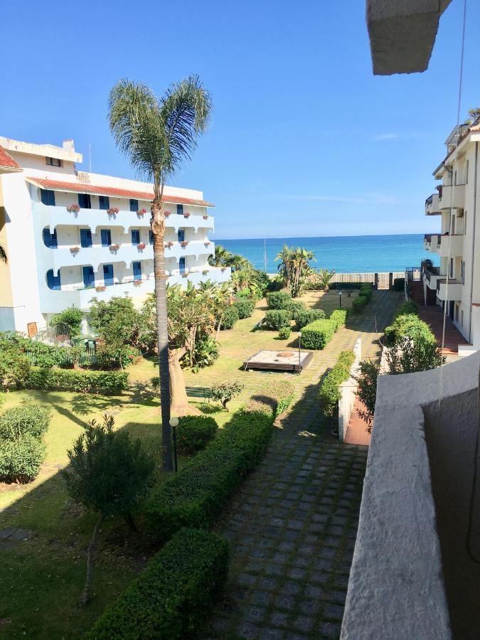 Apartmán Baia Degli Dei - Living La Nike Giardini Naxos Exteriér fotografie
